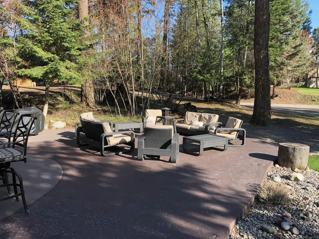 935 Pack Rat Lane Whitefish MT 59937