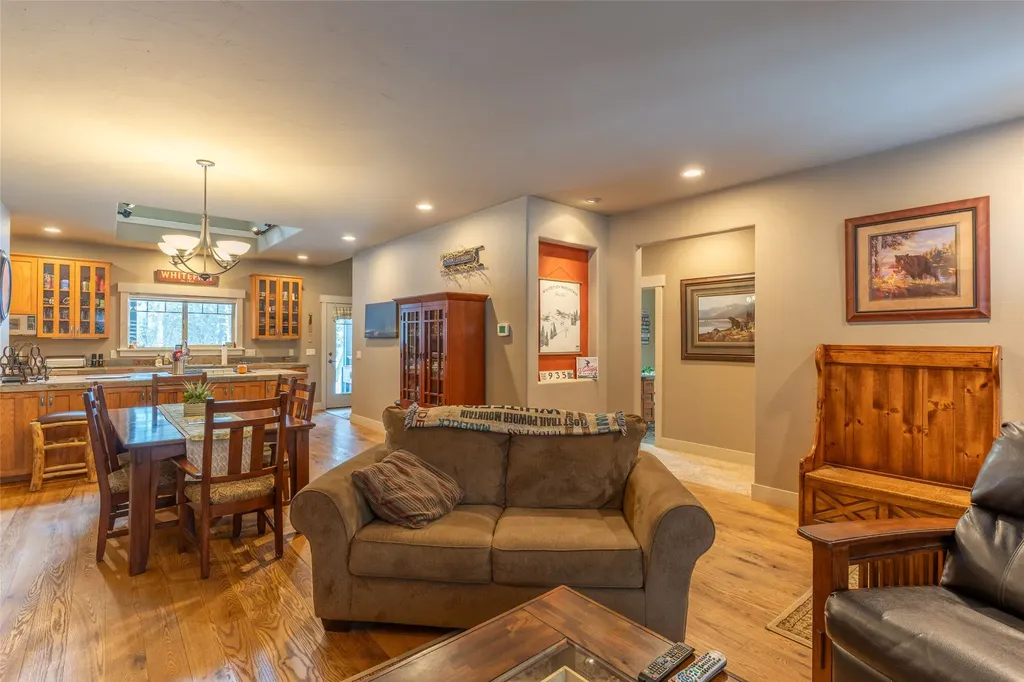 935 Pack Rat Lane Whitefish MT 59937