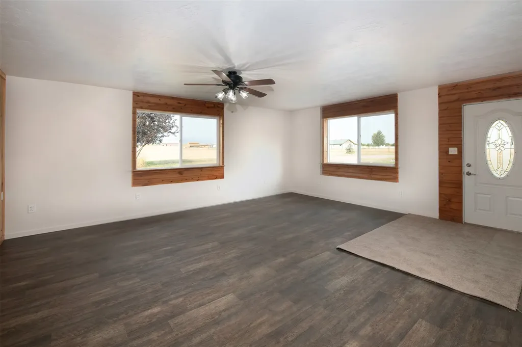 84 Hillside Lane Eureka MT 59917