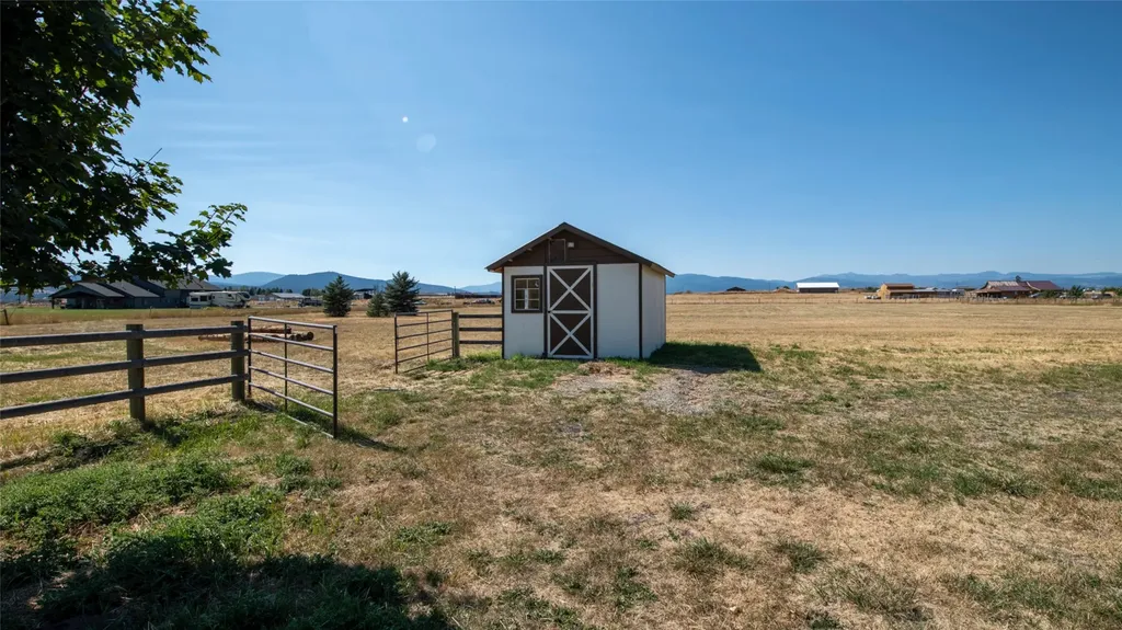 84 Hillside Lane Eureka MT 59917