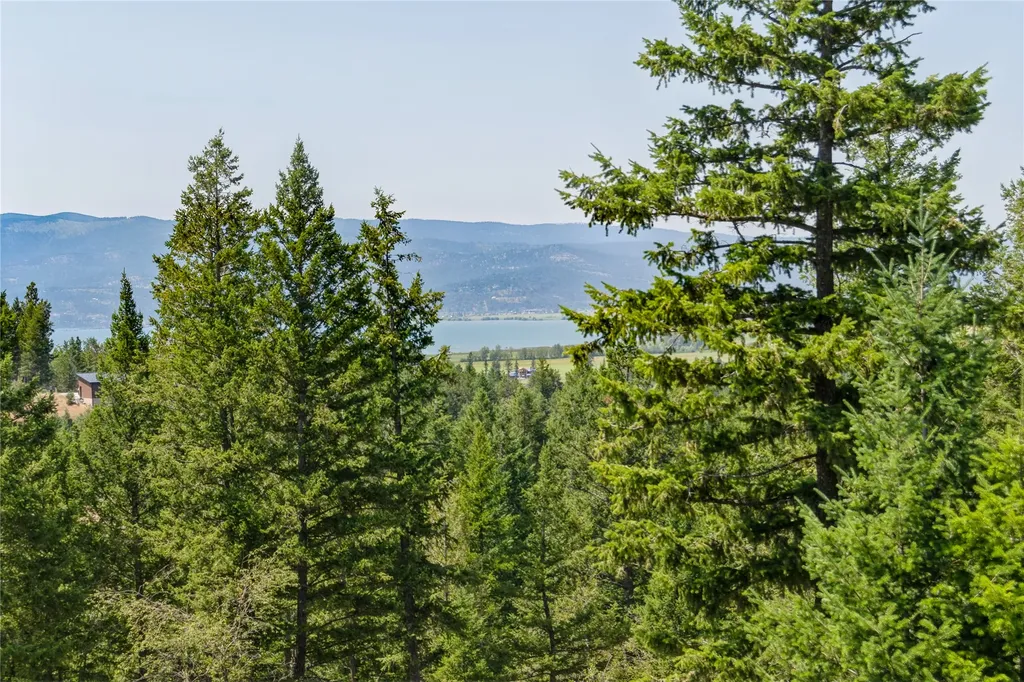 44 Rock Ridge Way Bigfork MT 59911