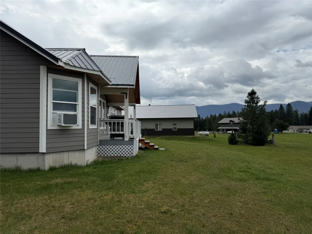 55 Lakeview Road Trout Creek MT 59874