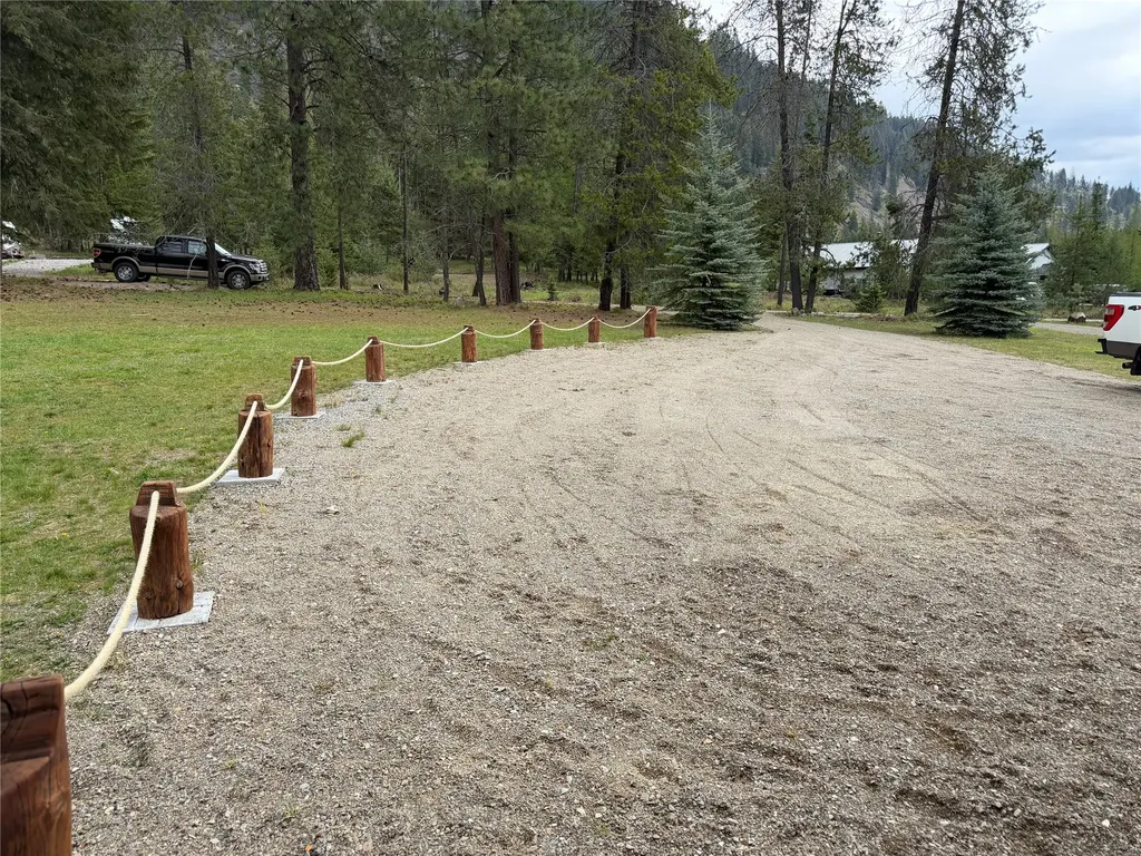 55 Lakeview Road Trout Creek MT 59874