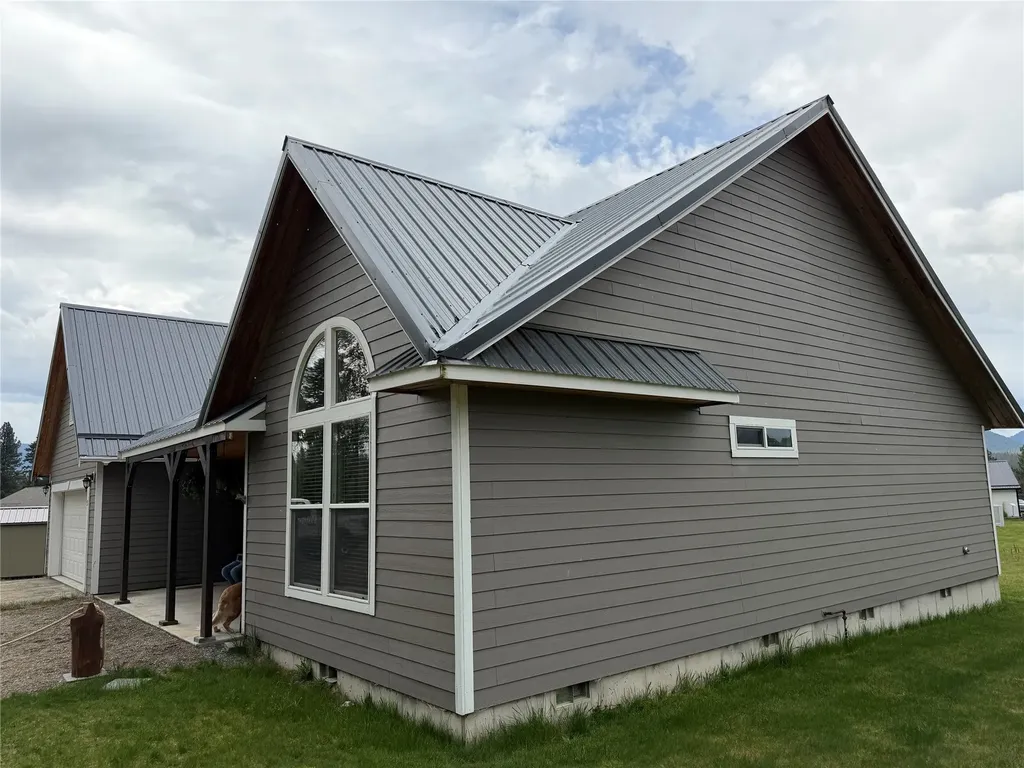 55 Lakeview Road Trout Creek MT 59874