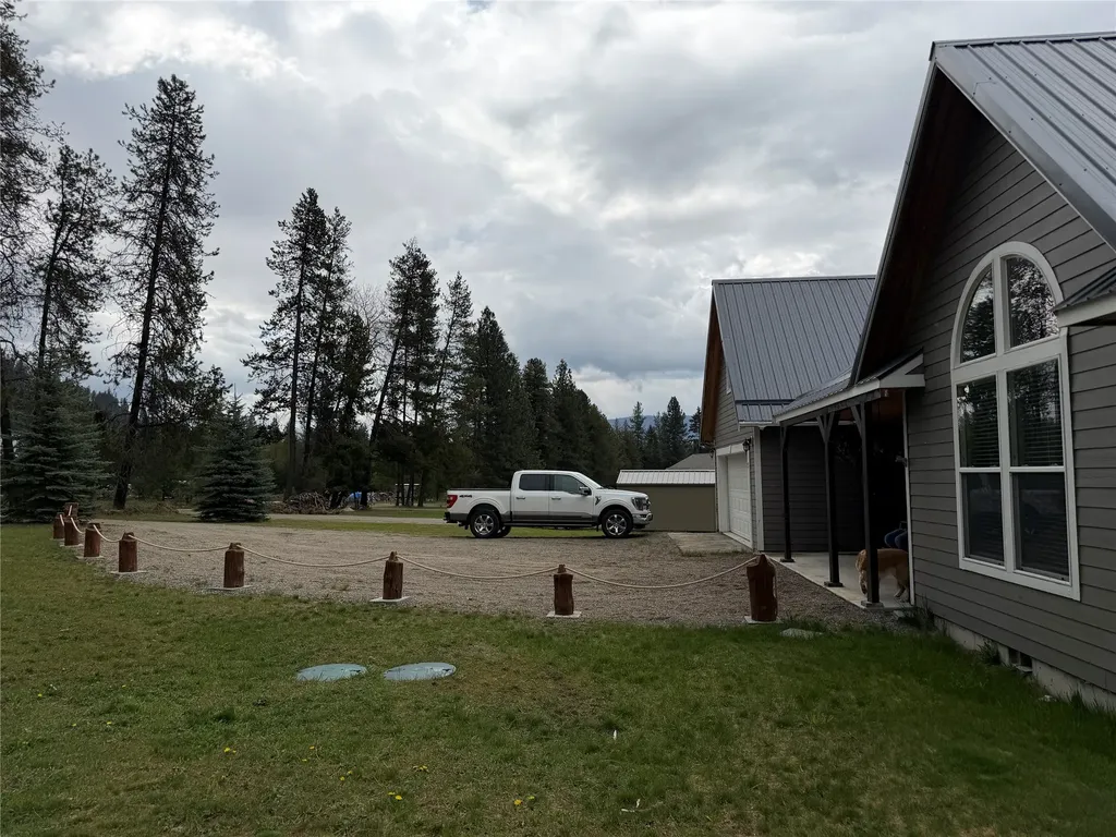 55 Lakeview Road Trout Creek MT 59874