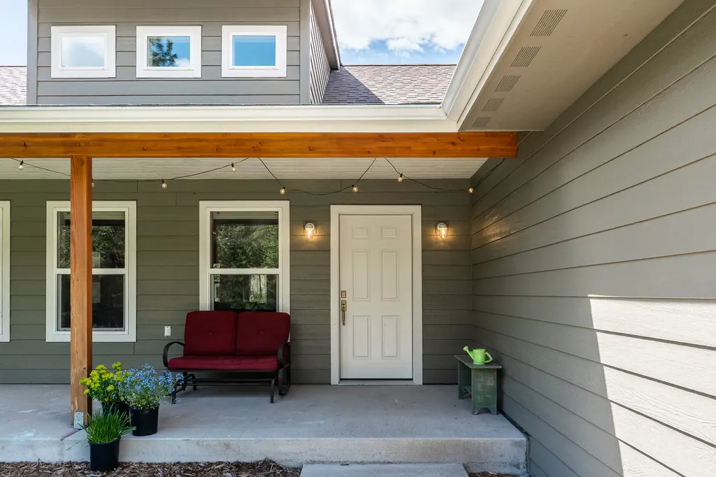 1004 Mooring Road Columbia Falls MT 59912