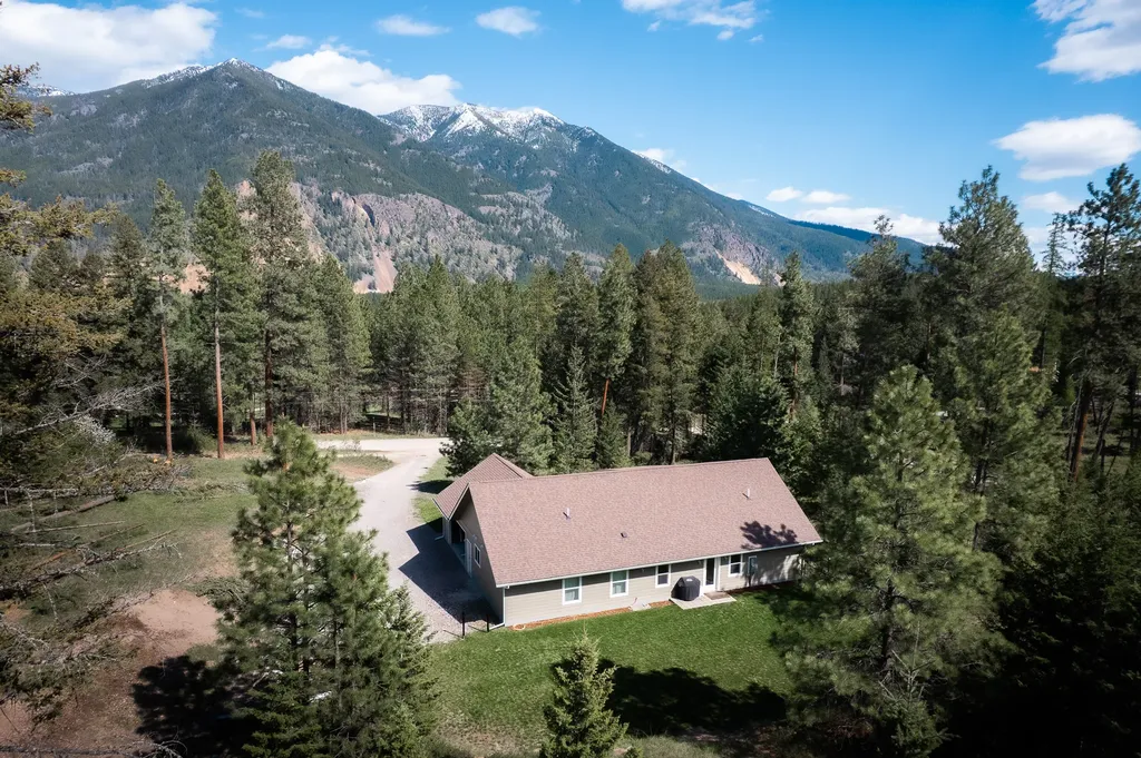 1004 Mooring Road Columbia Falls MT 59912