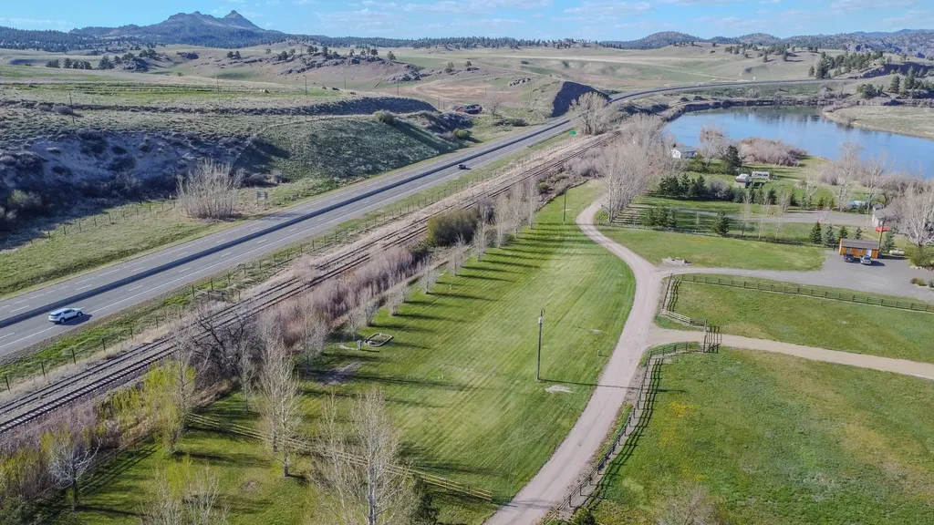 156 Barnes Lane Wolf Creek MT 59648