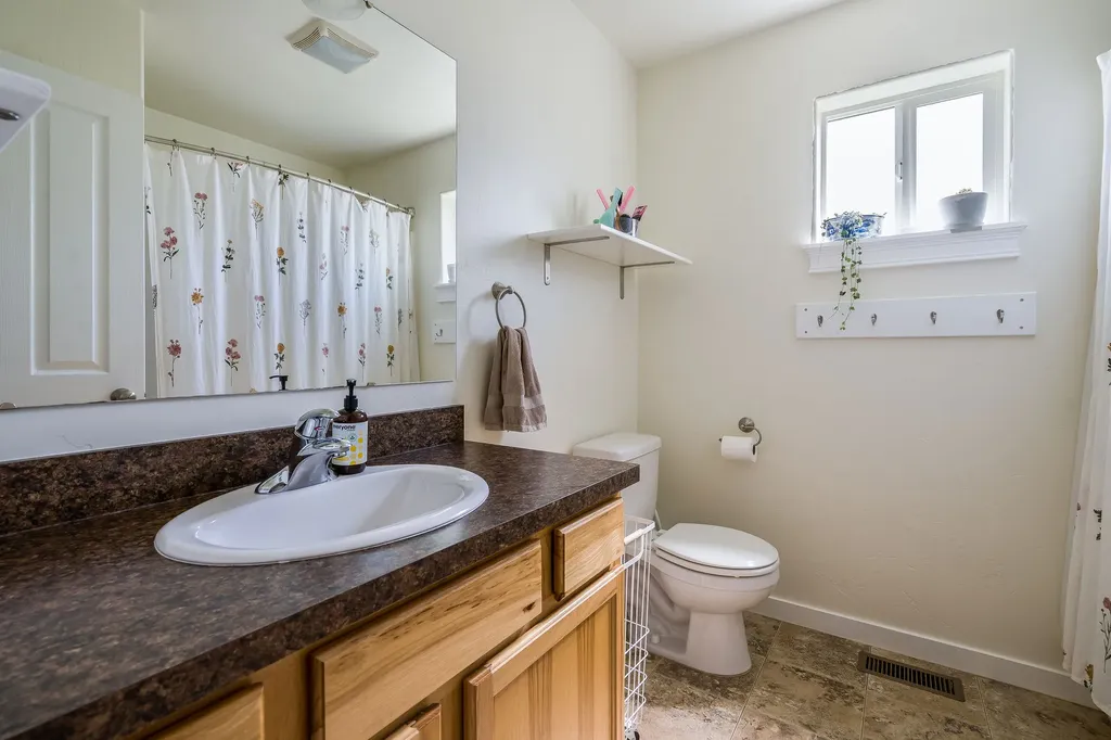 105 Oberlin Loop Kalispell MT 59901