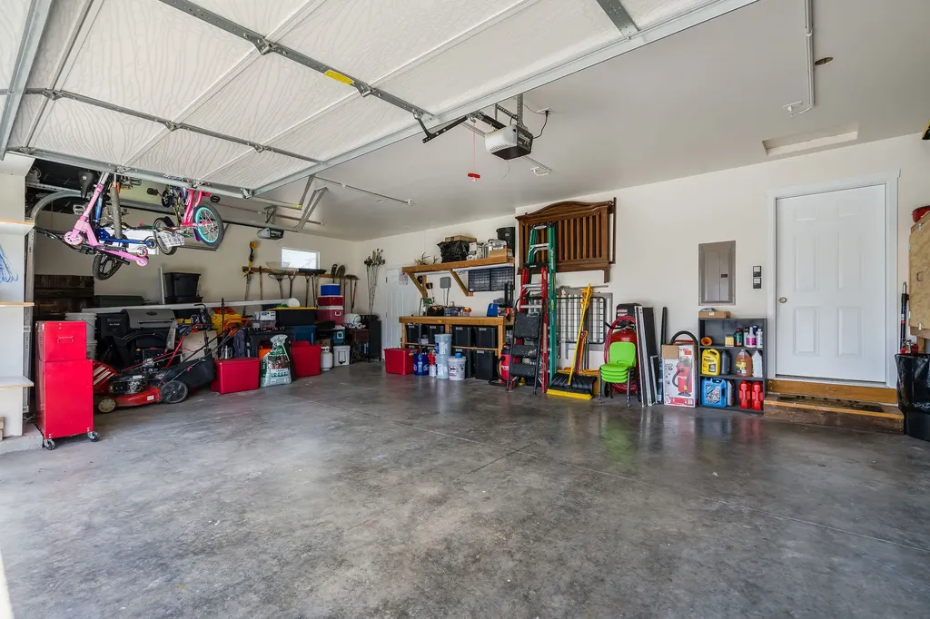 105 Oberlin Loop Kalispell MT 59901