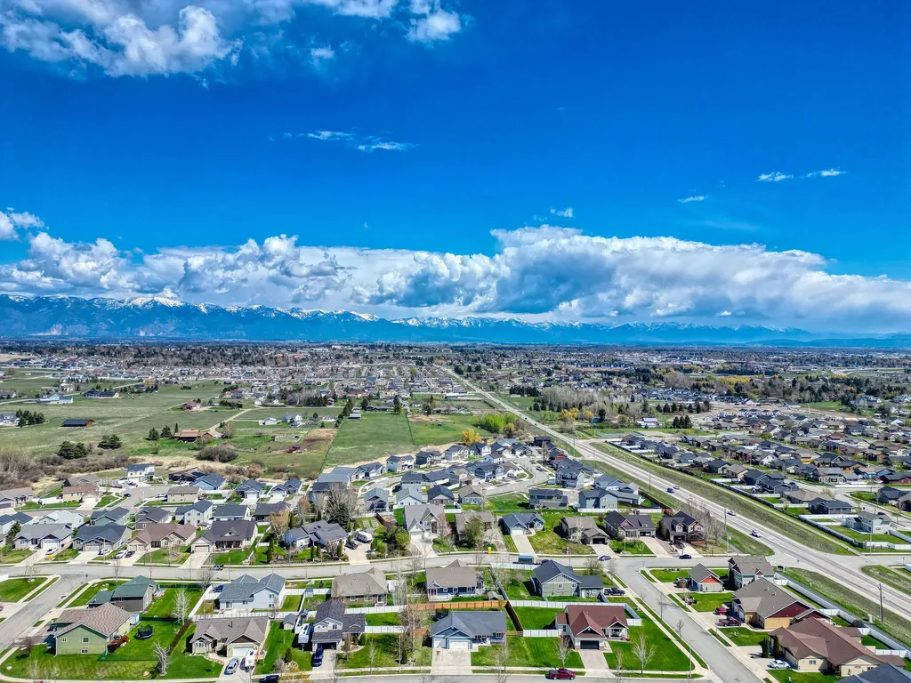 105 Oberlin Loop Kalispell MT 59901