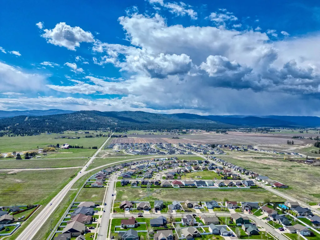105 Oberlin Loop Kalispell MT 59901