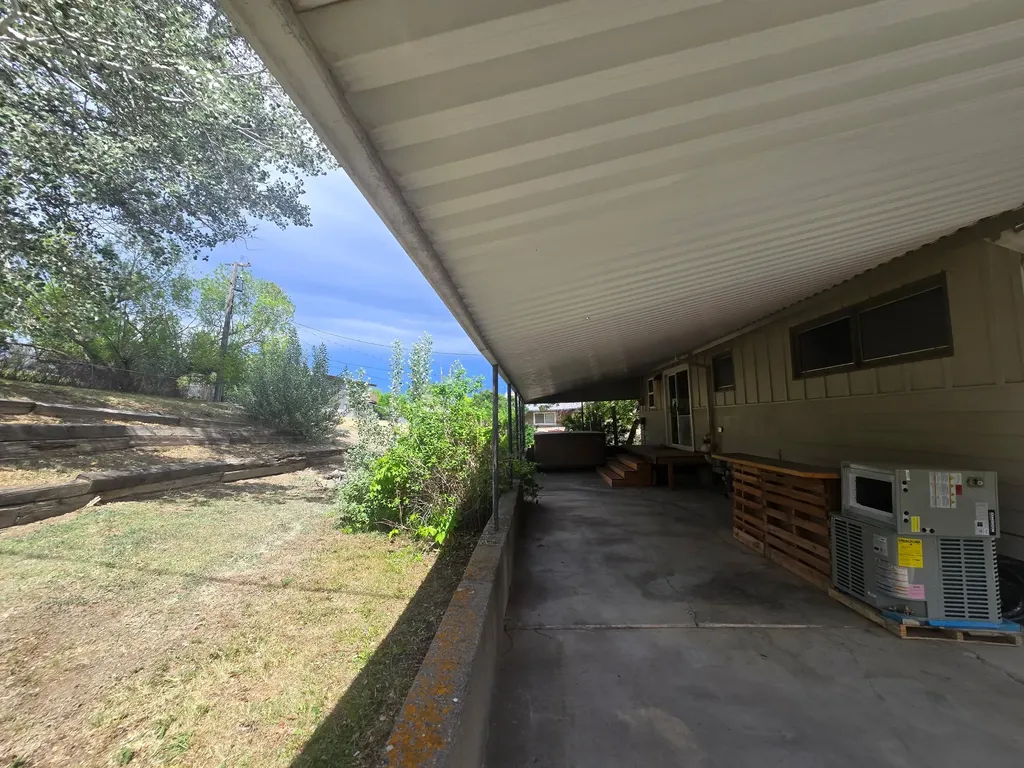 507 29th Avenue NE Great Falls MT 59404