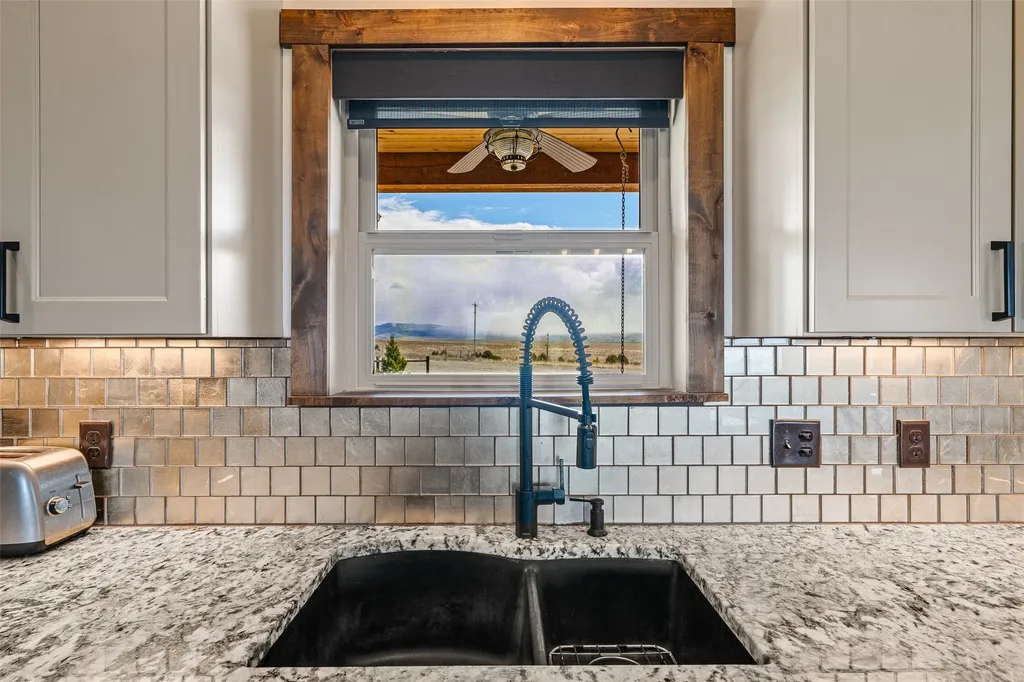64 Dimanche Drive Townsend MT 59644