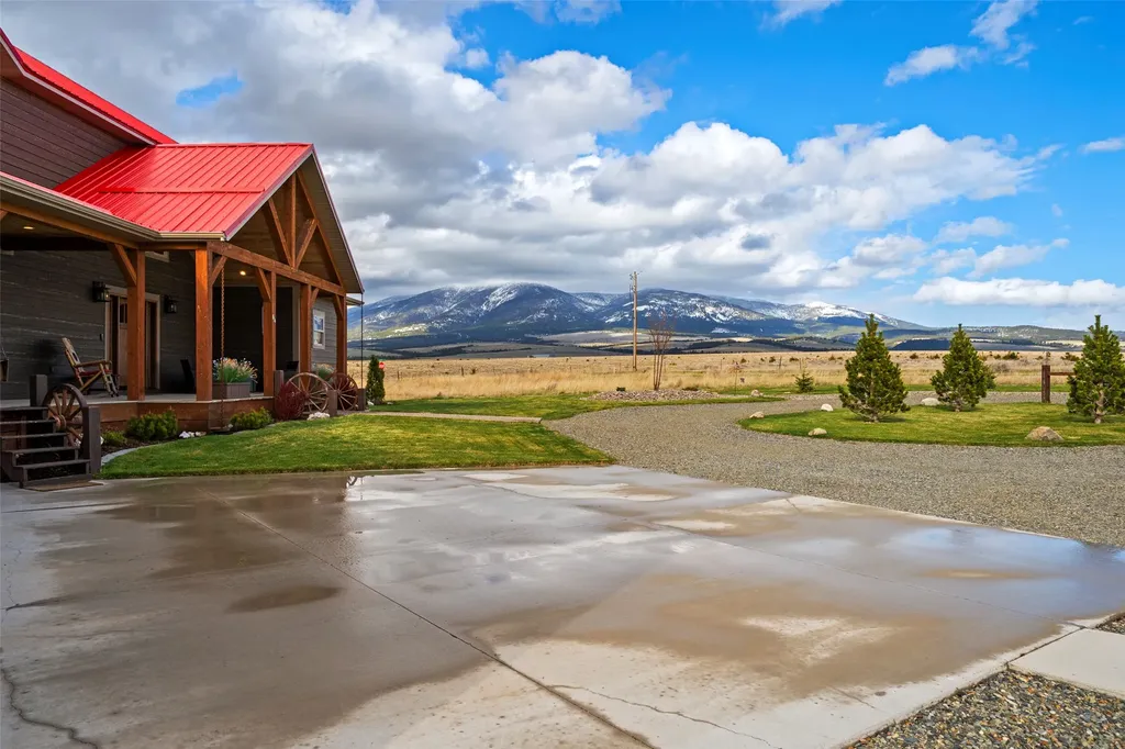64 Dimanche Drive Townsend MT 59644