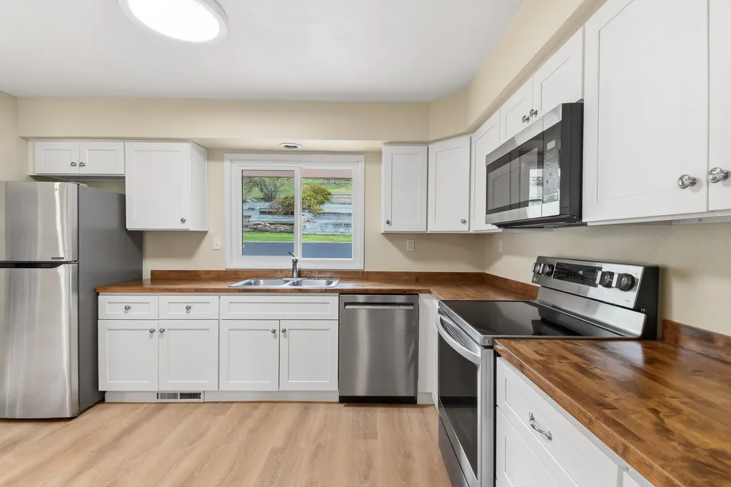 108 Sharon Drive Great Falls MT 59405