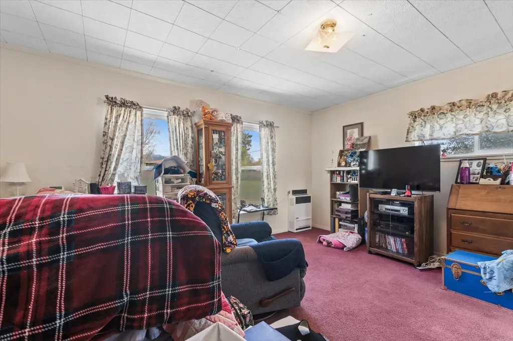 1575 Mount Highway 35 Kalispell MT 59901