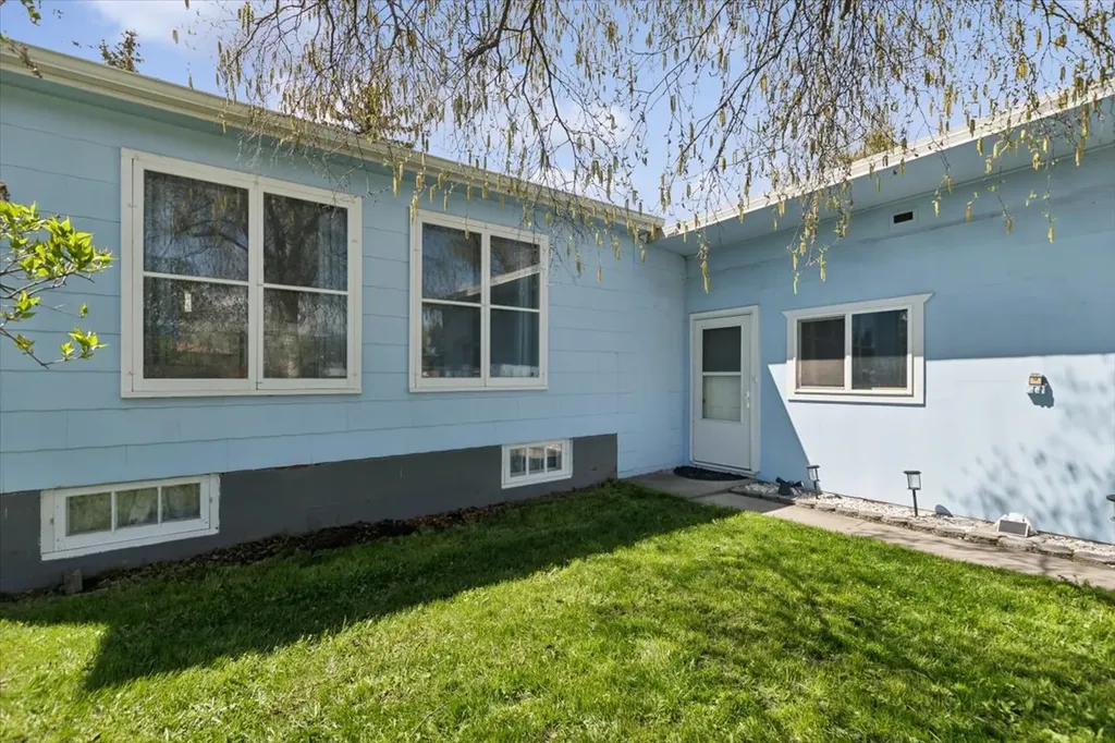 1575 Mount Highway 35 Kalispell MT 59901