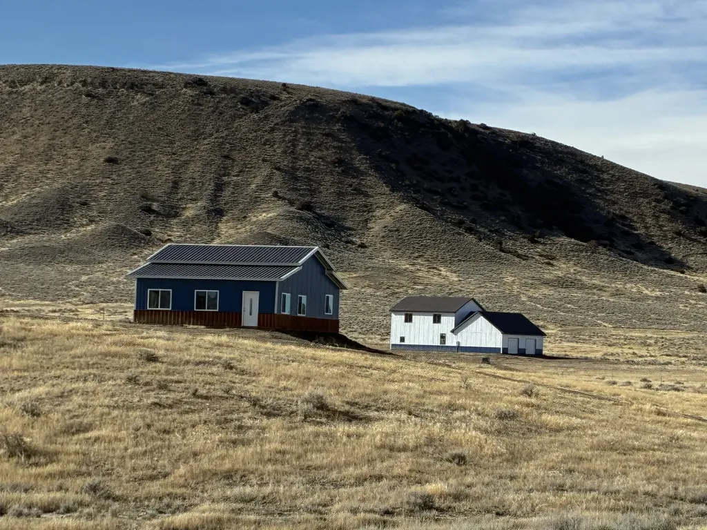 60 Five Mile Creek Road Edgar MT 59026