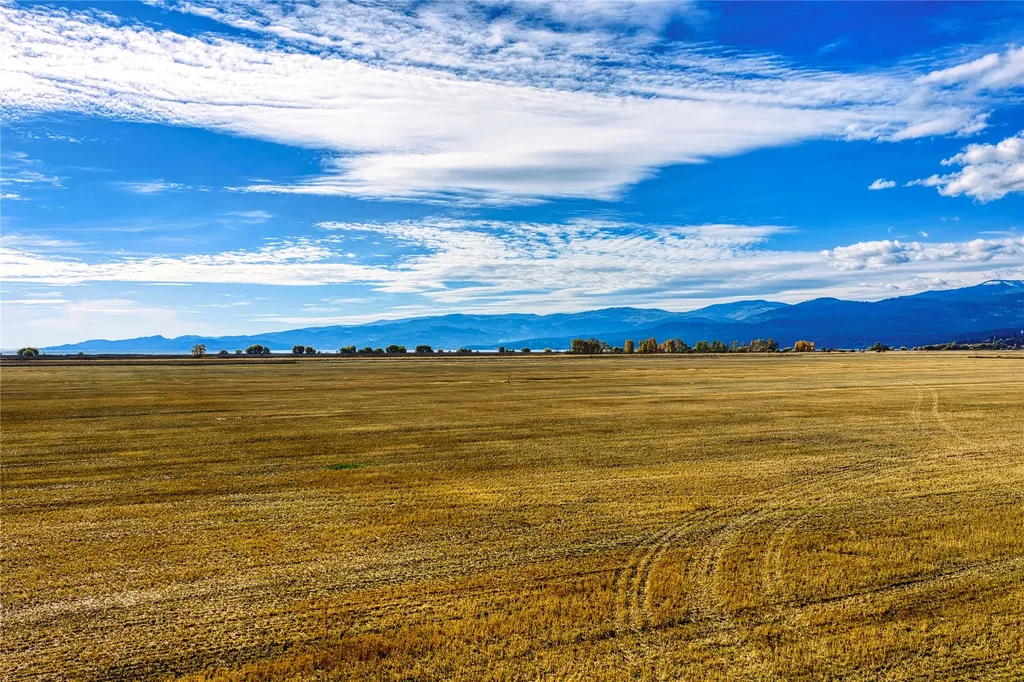 Tr 8,9,10 Mt Highway 82 Somers MT 59932