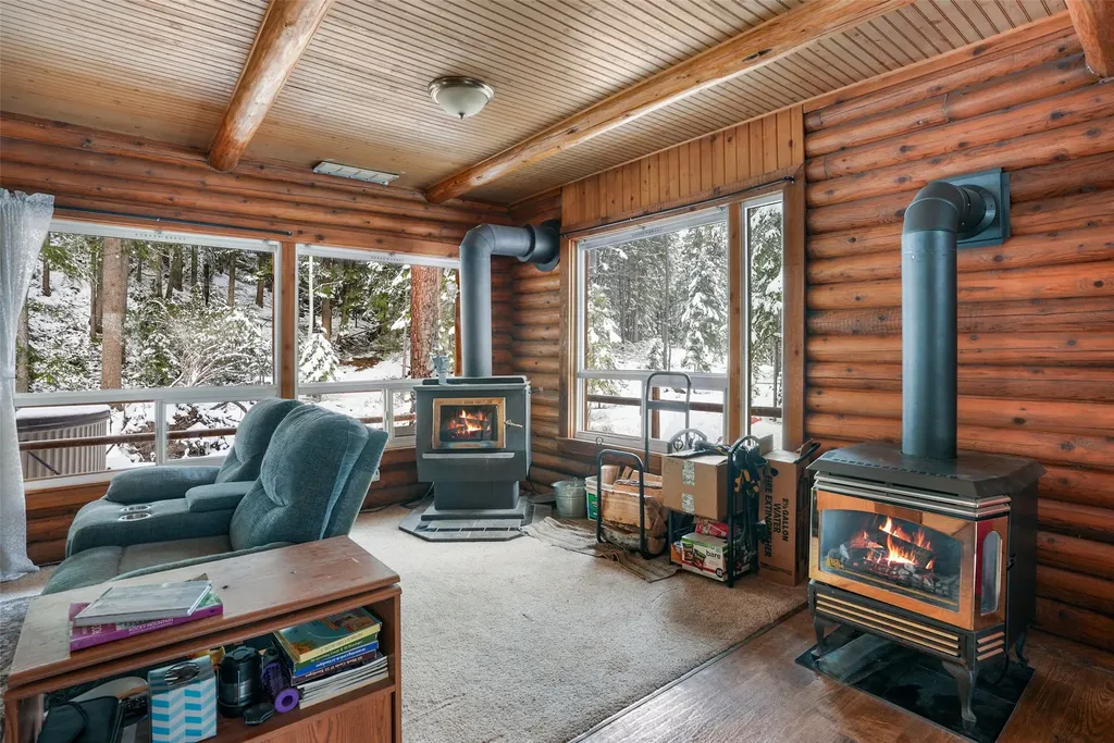 136 Brown Bear Lane De Borgia MT 59830