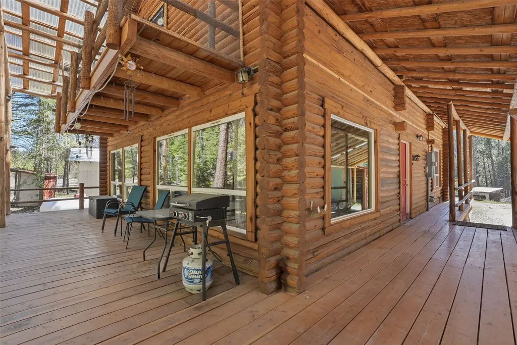 136 Brown Bear Lane De Borgia MT 59830