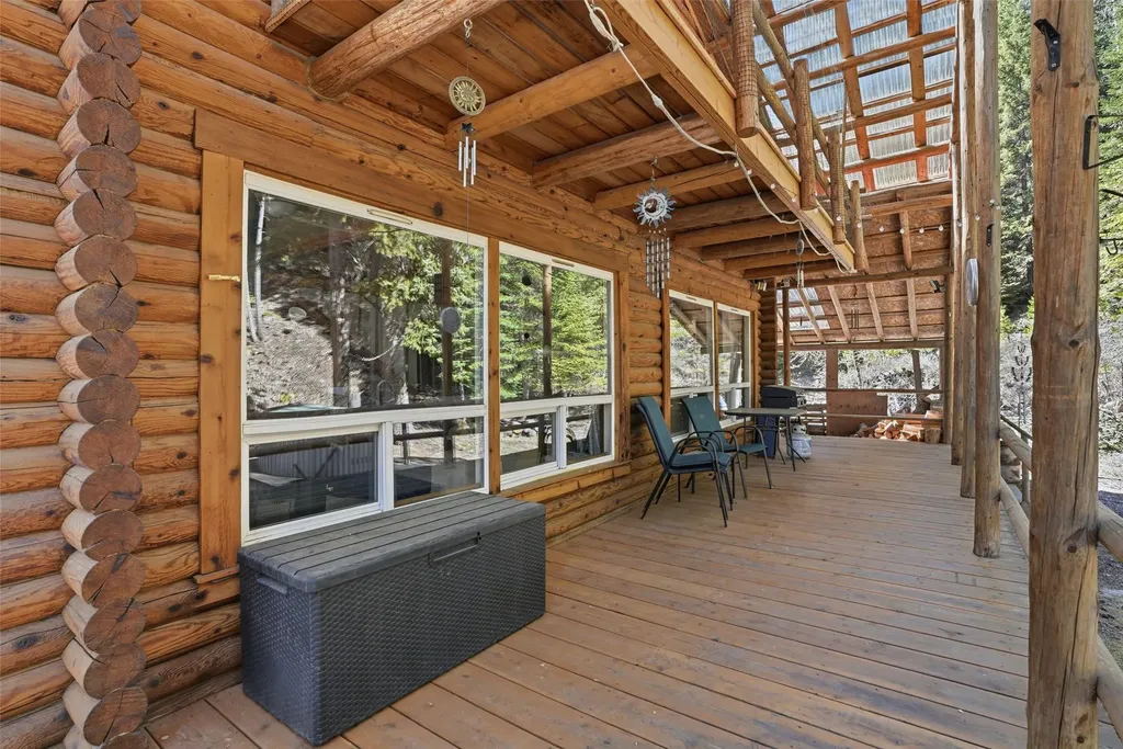 136 Brown Bear Lane De Borgia MT 59830