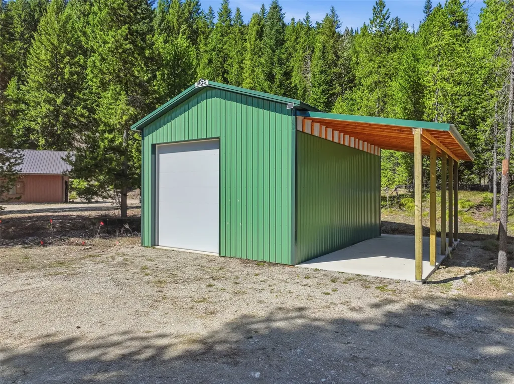 136 Brown Bear Lane De Borgia MT 59830