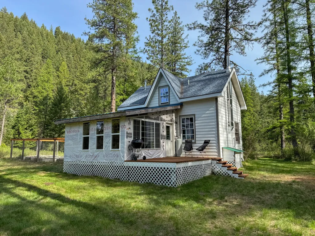 168 Hope Valley Road Trout Creek MT 59874