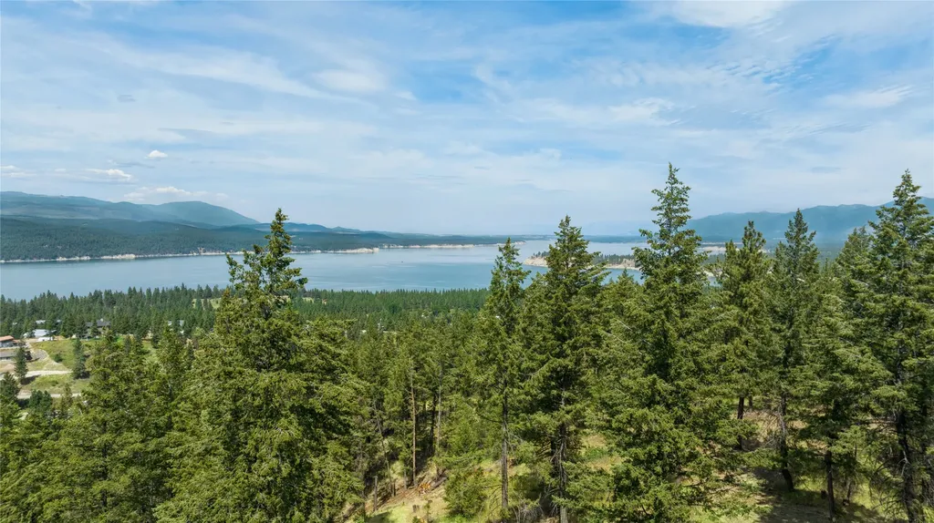 1418 Bugling Elk Road Rexford MT 59930