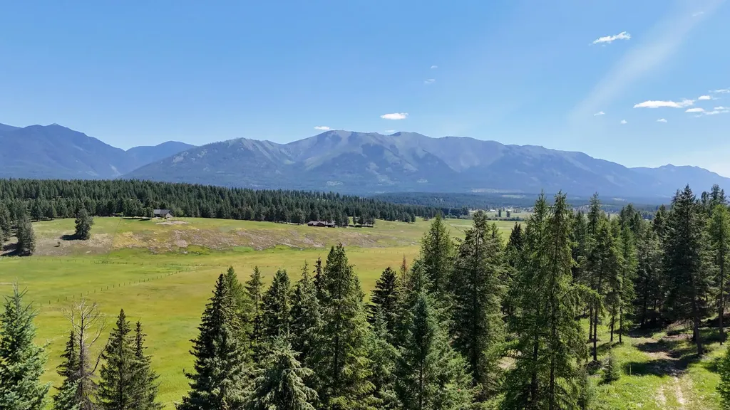 340 Eagle Lake Loop Fortine MT 59918