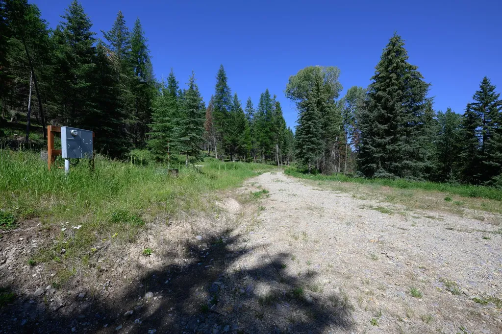 340 Eagle Lake Loop Fortine MT 59918