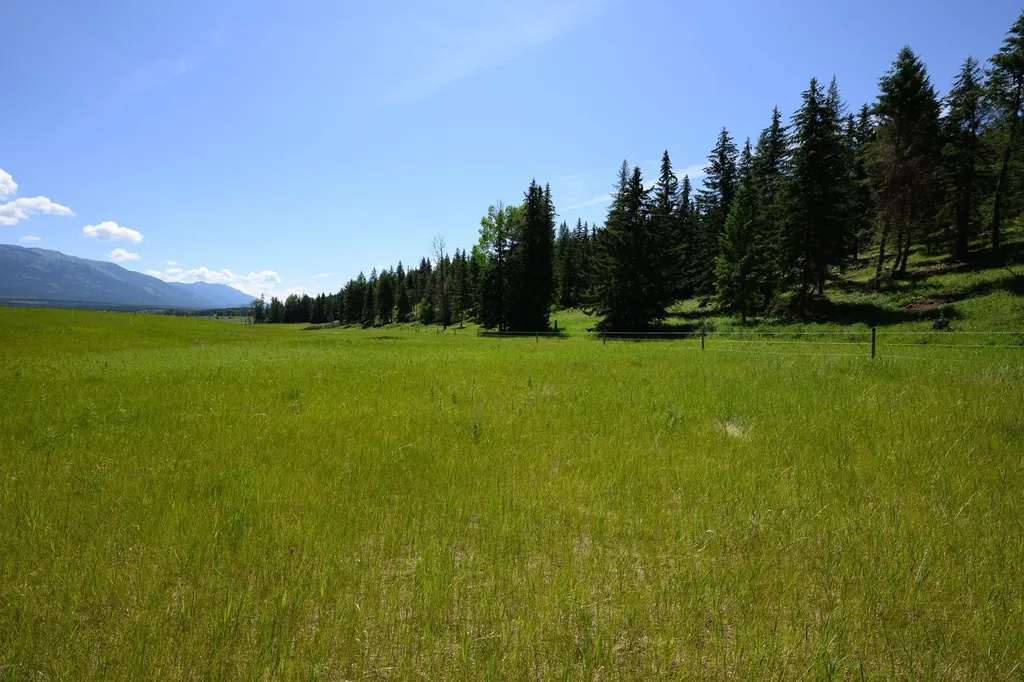 340 Eagle Lake Loop Fortine MT 59918