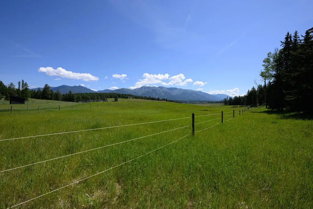340 Eagle Lake Loop Fortine MT 59918
