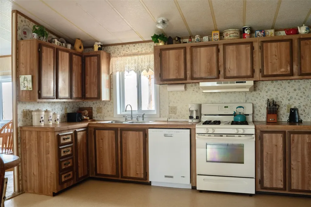 179 Mel Hegg Road Cut Bank MT 59427