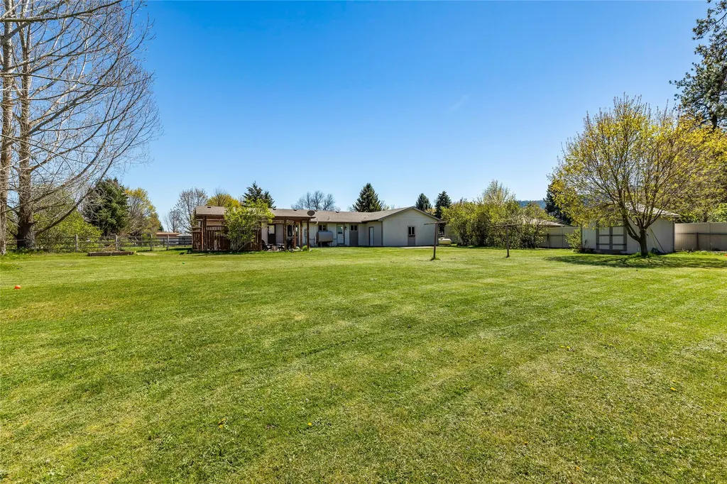 19507 Bryce Putnam Drive Frenchtown MT 59834