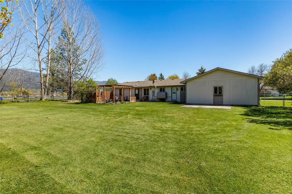 19507 Bryce Putnam Drive Frenchtown MT 59834