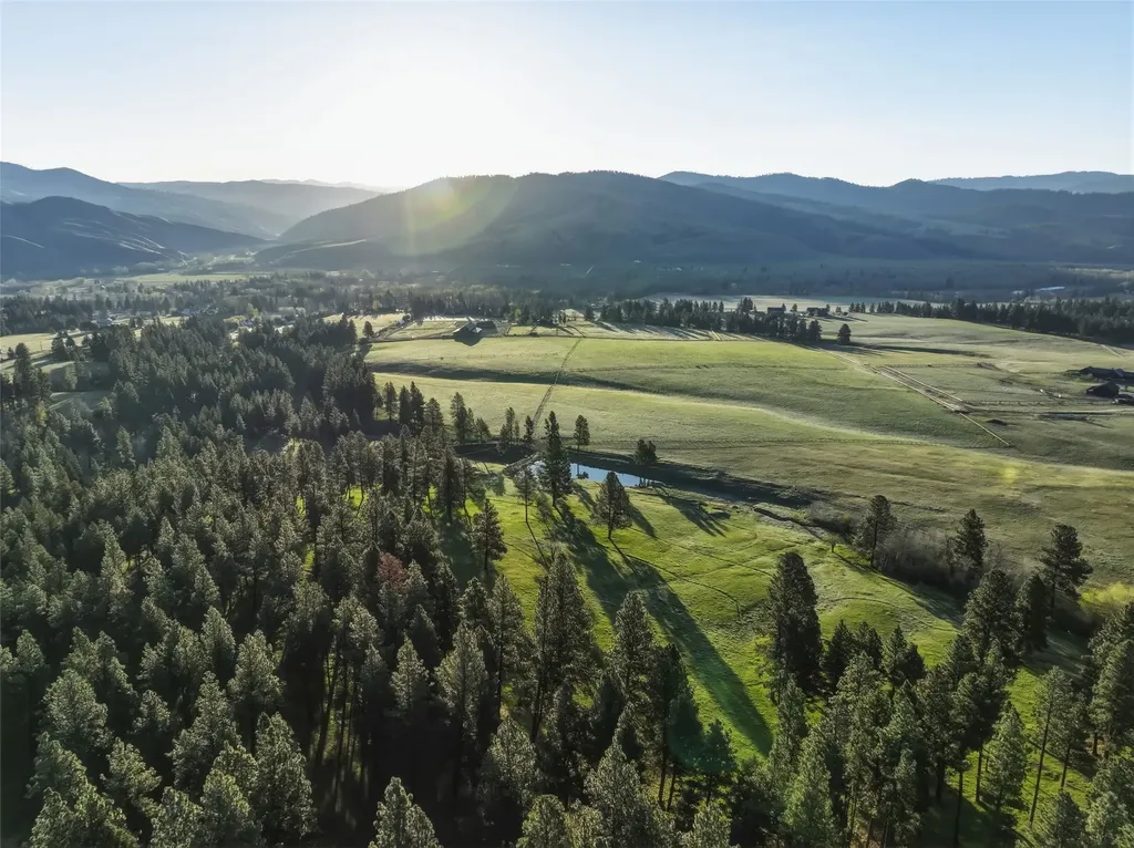 241 Orr Loop Darby MT 59829