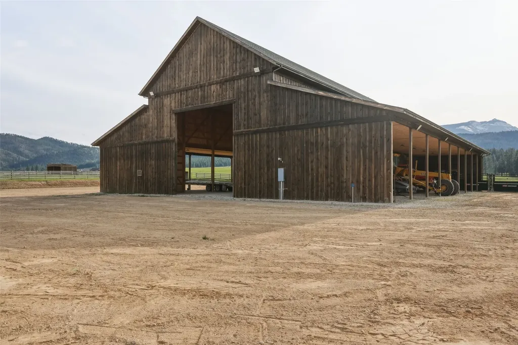 241 Orr Loop Darby MT 59829