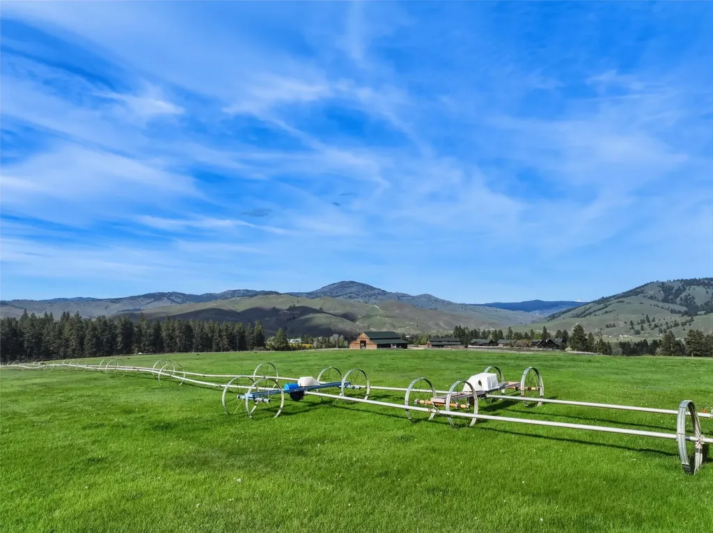 241 Orr Loop Darby MT 59829