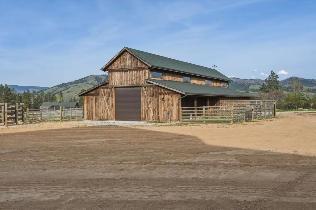 241 Orr Loop Darby MT 59829