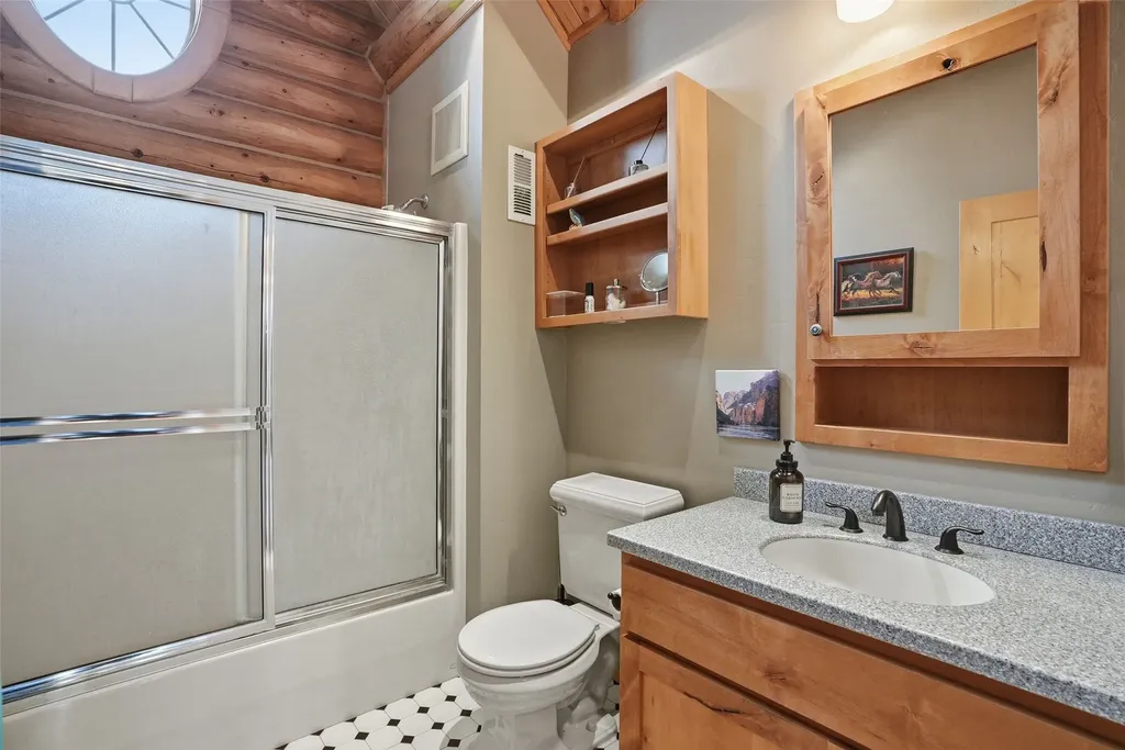 241 Orr Loop Darby MT 59829