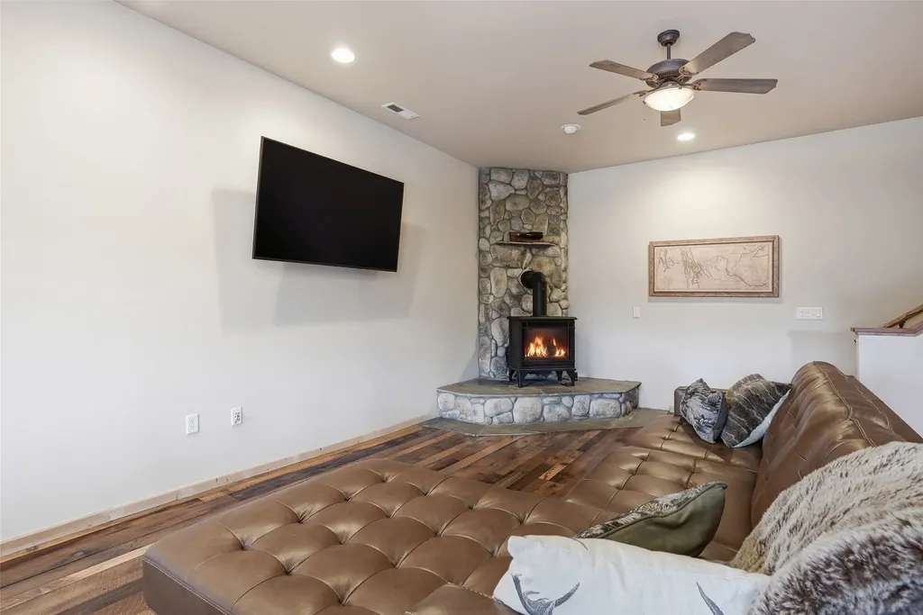 241 Orr Loop Darby MT 59829
