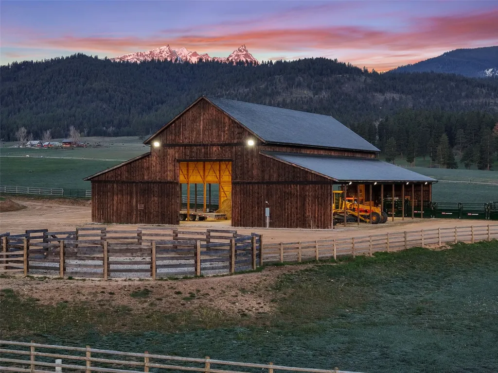 241 Orr Loop Darby MT 59829