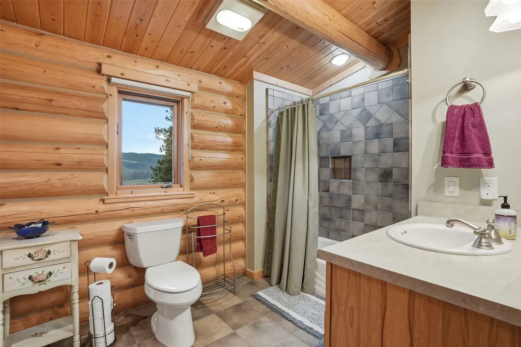 241 Orr Loop Darby MT 59829