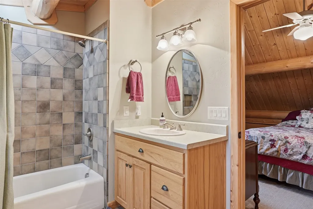 241 Orr Loop Darby MT 59829