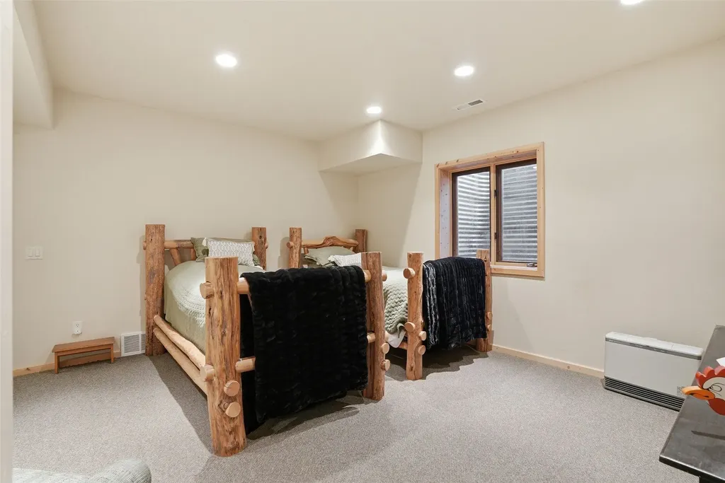 241 Orr Loop Darby MT 59829