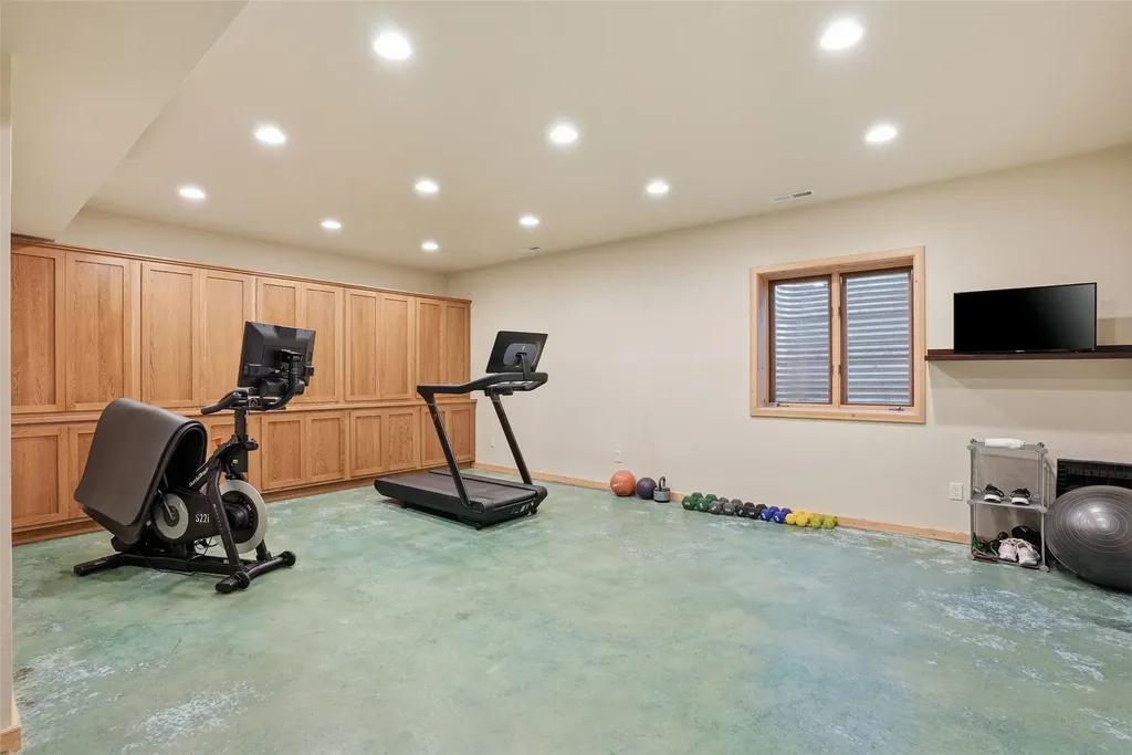 241 Orr Loop Darby MT 59829