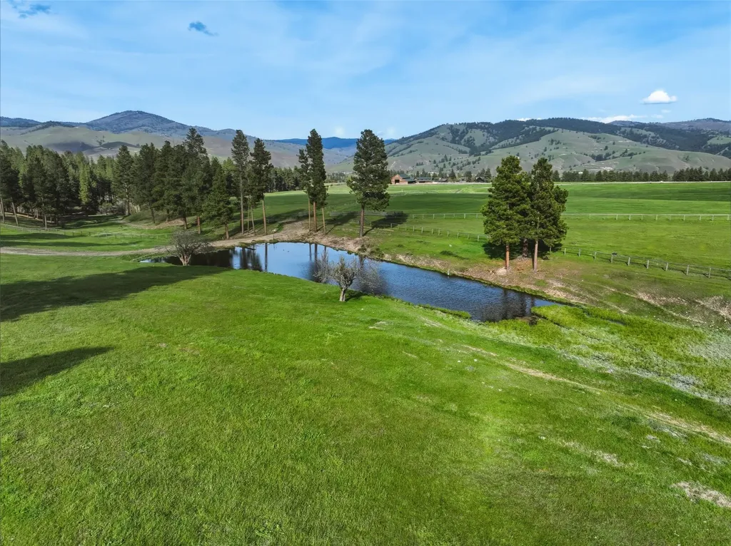 241 Orr Loop Darby MT 59829