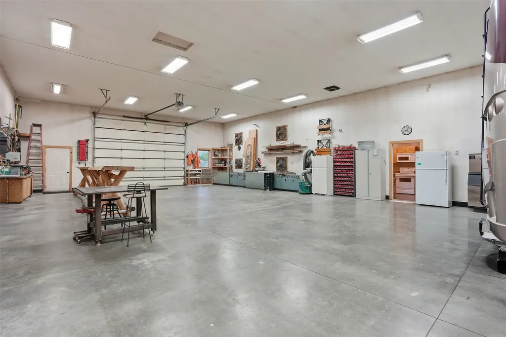 241 Orr Loop Darby MT 59829